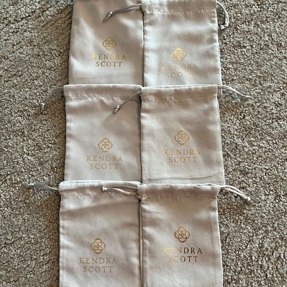 Set of 6 Kendra Scott jewelry dust bags